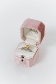 八角形鎖扣 復古風格 絲絨戒指盒 - 手作鐫刻訂製款