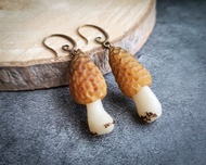 羊肚菌蘑菇耳環是奇怪有趣的古怪妖精小屋核心首飾