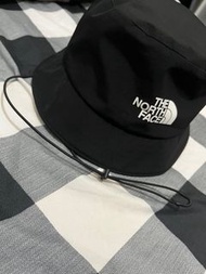 百貨公司購買the north face futurelight 北臉漁夫帽 便宜賣 超新的