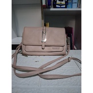 Preloved Slingbag pink Wallet