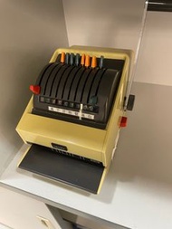 支票機，銀碼機