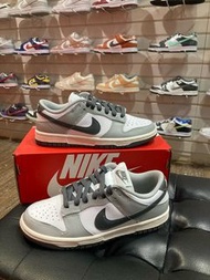 NIKE DUNK LOW LIGHT SMOKE GREY (W)