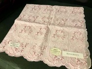 0807 🌺 NINA RICCI 形狀記憶粉紅 日本製 手帕 絲巾 領巾 方巾