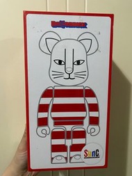 ✨全新未開✨Bearbrick Lisa Larson 400%✨Bearbrick 紅白貓400% ✨Bearbrick Lisa Larson 紅白貓400%✨ Lisa Larson Be@rb
