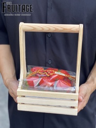 กระเช้าผลไม้นำเข้า Korean Strawberry - Mini Basket (จัดกระเช้าผลไม้พรีเมี่ยม จัดตะกร้าผลไม้ กระเช้าของขวัญ ตะกร้าของขวัญ ผลไม้สด ผลไม้นอก Fruit Basket)