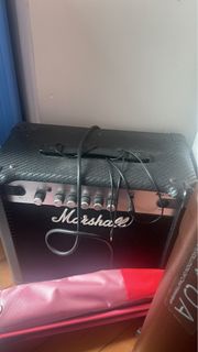 Marshall MG15 30W Electric Guitar Amp Carbon Fiber Tolex Black & Silver