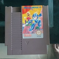 Megaman 4 Nintendo Entertainment System NES Game Cartridge only used