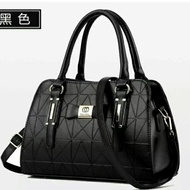 TAS WANITA BATAM IMPORT MODEL HANDBAG INCLUDE TALI PANJANG/TAS BRANDED