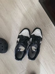 Nike Dunk Low 黑白熊貓