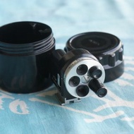 適用於您的射頻鏡頭的通用轉塔取景器！