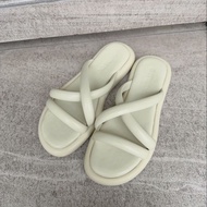 Minx รุ่น Bonni รองเท้าแตะนุ่มนิ่ม