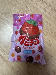 meiji 明治草莓朱古力橡皮糖