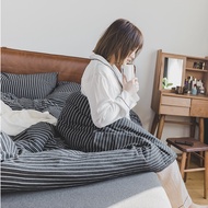 bedding set 4 Pieces (Bedsheet X 1 Duvet Cover X 1 Pillowcase X 2) 6 Feet Used With 6-12 Inch Mattre