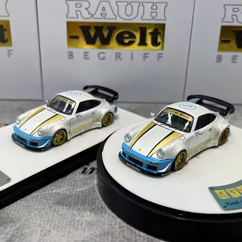 PGM 1:64 RWB930 Diecast Model Car
