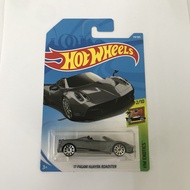 FJX98-D7C3 Hot Wheels '17 Pagani Huayra Roadster