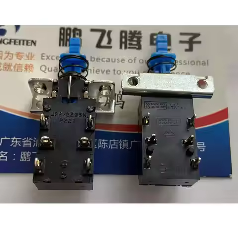 1PCS P227EE2B20A US E-SWITCH JPP.2295M P227 power discharge originates from the lock switch 6-pin bu