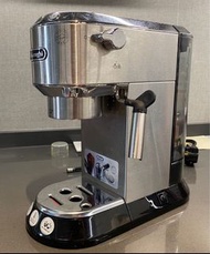 Delonghi Coffee Machine EC680M
