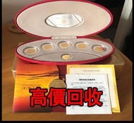 免費估價 全港澳上門：2002 五福臨門 世代相傳，五福臨門金幣，金幣， 銀幣，1安士 盎司 oz，紀念幣，套裝金銀幣，紀念金幣，生肖金幣，鉑金幣，熊貓金銀幣，英女王金幣1/2安士，97年回歸金幣，建