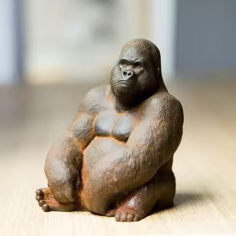Creative Cast Iron Rust Mini Gorilla Ornaments Animal Desktop Study Tea Pet Living Room Fish Tank Te