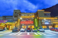 Shalang Feature Hotel