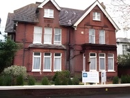 Acorn Lodge Guest House - Free parking