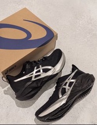 🌺全新100% ASICS NOVABLAST 5 Platinum 戶外運動跑步鞋 黑銀色 男女款