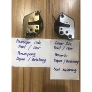 ORIGINAL PERODUA KEMBARA 1998 DVVT DOOR INNER LOCK