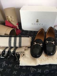 #可換物# Gucci 全新正品 經典黑色漆皮馬銜鍊鞋logo 童鞋30號