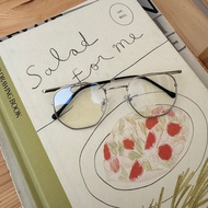 Glasses with exquisite angular design Modleaf Give Glasses Korea