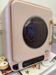 紫外線消毒烘乾機