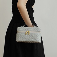 Cross-woven cowhide square box bag - FIONA