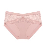 Triumph กางเกงในรูปแบบฮิปเตอร์ รุ่น Florale Wild Peony Hipster รหัส 10212447 สีม่วงอ่อน 6115