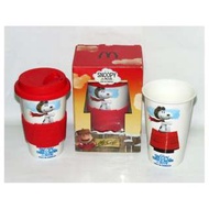 SNOOPY 麥當勞 史努比飛行手拿杯 紅色款 400ml (盒裝+杯子+杯蓋+杯套) 杯子 陶瓷杯