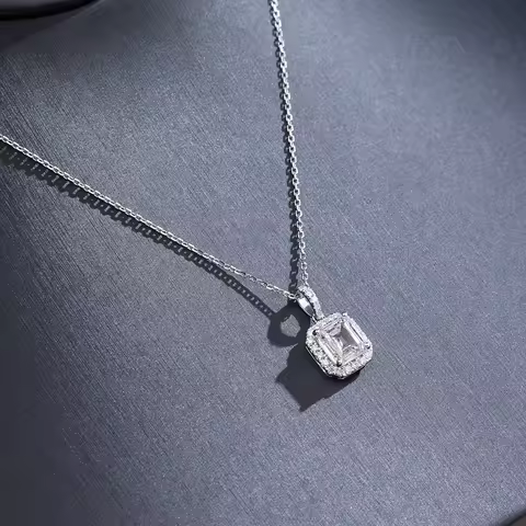 2.69CT H VS2 Emerald Shape Lab Grown Diamond Necklaces Platinum PT950 Diamonds Pendant For Woman Gir