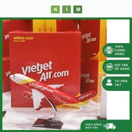 Vietjet aircraft model - 1:200 A320 display aircraft model