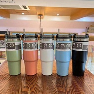 890ml Stainless Steel Thermos Cup with Straw - Large Capacity Insulated Water Bottle