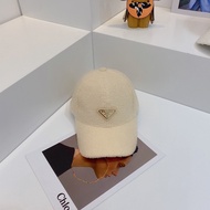 CELINE222 Black Gold Label Fashion Bucket Hat
