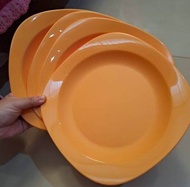 Piring Tupperware (4)