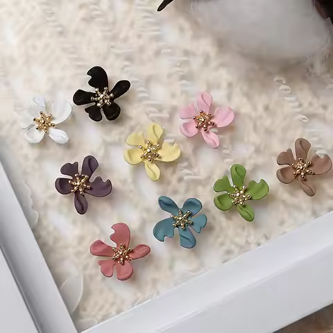 10Pcs Nail Five Petal Gold Stamen Flower Charms Acrylic Pendant Jewelry For Nail Art Acrylic 3d Char