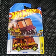 HOT WHEELS QUICK BITE FUEGO FAJITAS FAST FOODIE