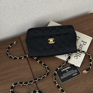 CHANEL 香奈兒 Mini Matelassé CC 標誌 迷你款 肩背包