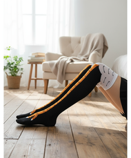3D Chicken Claw Knee Socks - Hilarious Joke Gift  Stokin Lutut Cakar Ayam 3D - Hadiah Lawak Hilariou