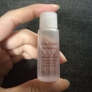 New shiseido eye and lip remover trial 7ml