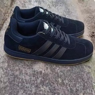 New Adidas Running Gazelle Laces Sneaker Men Black Matte School Work College Shoes