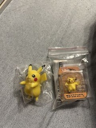 pokémon扭蛋 比卡超