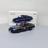 596 1: 64 Ford Crown Victoria-NYPD Limited Edition Car Model