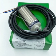 2 Buah Sakelar Kedekatan Schneider Baru XS630B1MAL2 XS530B1MAL2