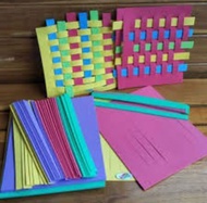 Mainan Kreatifitas edukasi anak APE TK/PAUD alat peraga pendidikan menganyam spon mainan edukasi