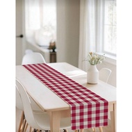 6-Seater Christmas Table Runner in Aesthetic Gingham Print