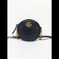 GUCCI GG 黑色牛皮圓餅包 斜背包肩背包